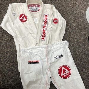 A2 top A3 pants storm Gracie Barra Gi